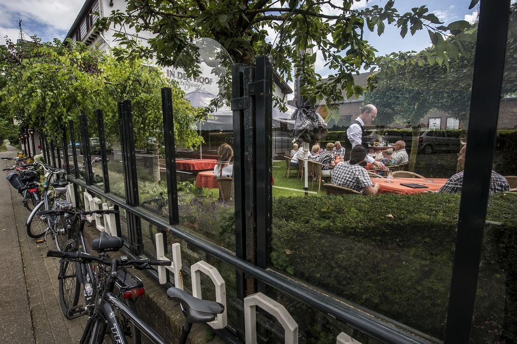 Hotel Restaurant In Den Hoof Maastricht Exterior photo